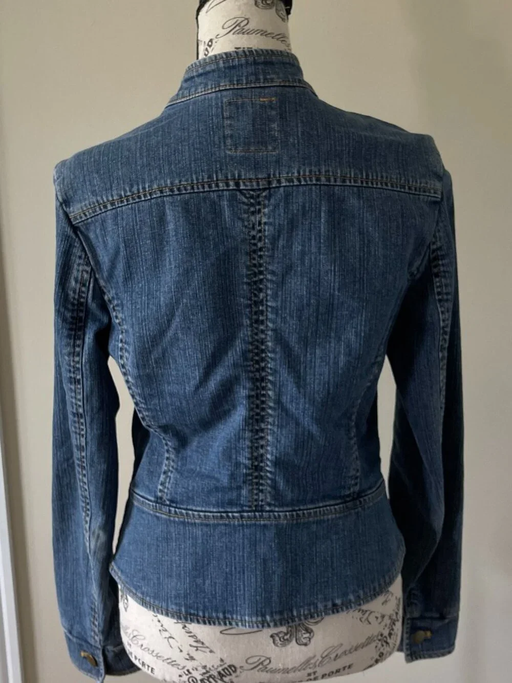 Jean Jacket - Picture 4 of 9